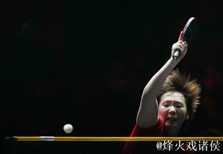 王曼昱4-1击败朱芊曦,豪取100胜晋级WTT总决赛女单四强 王曼昱4-1击败朱芊曦,豪取100胜晋级WTT总决赛女单四强