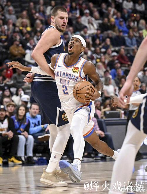 约基奇三双引领掘金横扫魔术 热火大胜马刺遭遇3连败