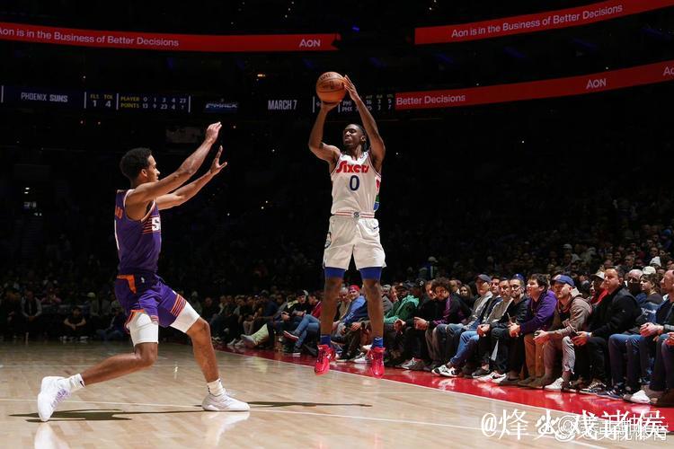 比尔砍25分太阳击败76人终结4连败 活塞惊险战胜开拓者