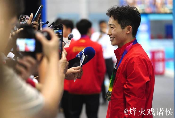世锦赛男子3米板:曹缘获亚军,王宗源夺季军 世锦赛男子3米板:曹缘获亚军,王宗源夺季军
